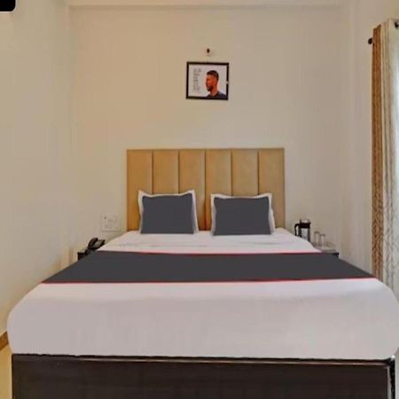 Hotel Amishi Raiwala Εξωτερικό φωτογραφία